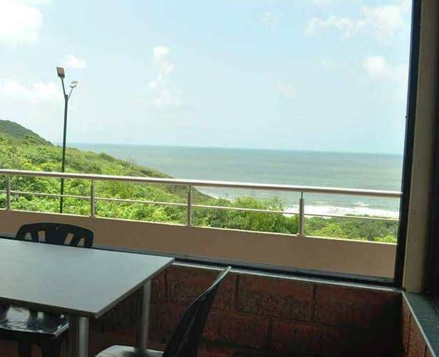 O'NEST Nakshatra Beach Resort, Ganpatipule 4